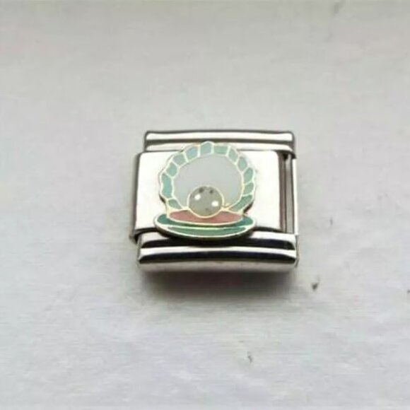 Enamel clam with a pearl 9mm stainless steel italian charm bracelet link new - Picture 1 of 2